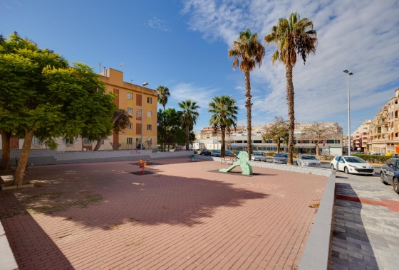 Rynek wtórny - Apartament - Torrevieja - Centro