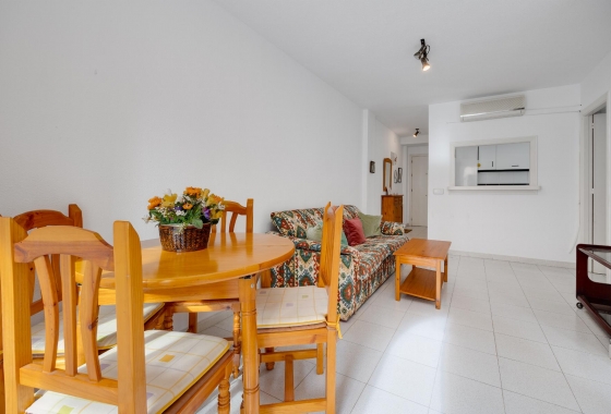 Rynek wtórny - Apartament - Torrevieja - Playa De Los Naufragos