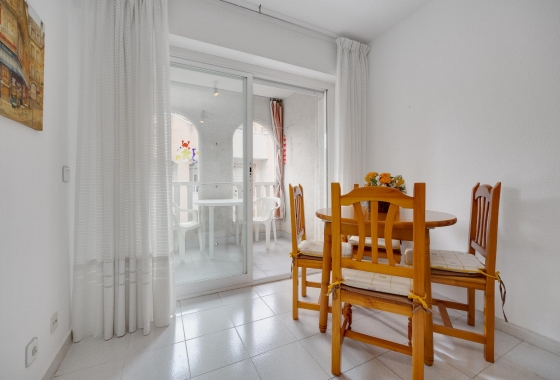 Rynek wtórny - Apartament - Torrevieja - Playa De Los Naufragos