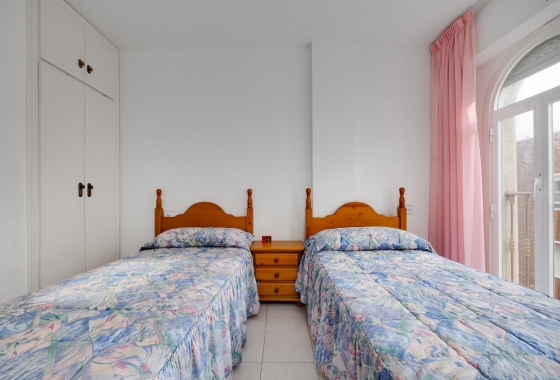 Rynek wtórny - Apartament - Torrevieja - Playa De Los Naufragos