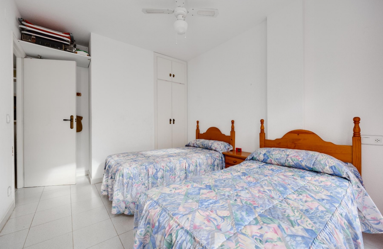 Rynek wtórny - Apartament - Torrevieja - Playa De Los Naufragos