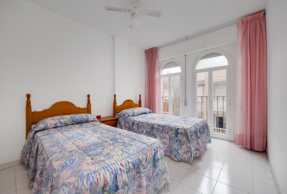 Rynek wtórny - Apartament - Torrevieja - Playa De Los Naufragos