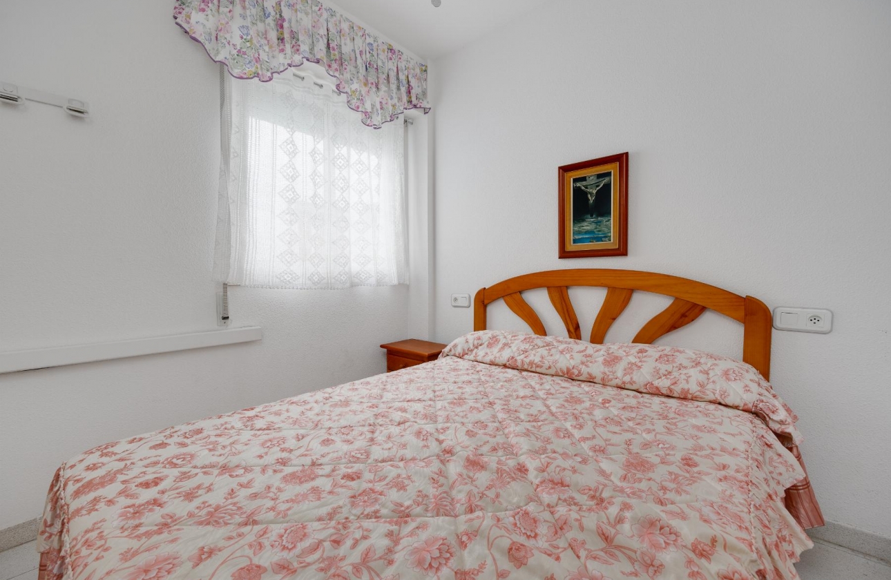 Rynek wtórny - Apartament - Torrevieja - Playa De Los Naufragos