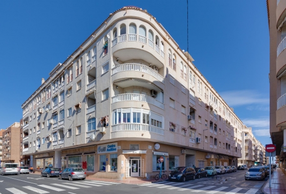 Rynek wtórny - Apartament - Torrevieja - Playa De Los Naufragos