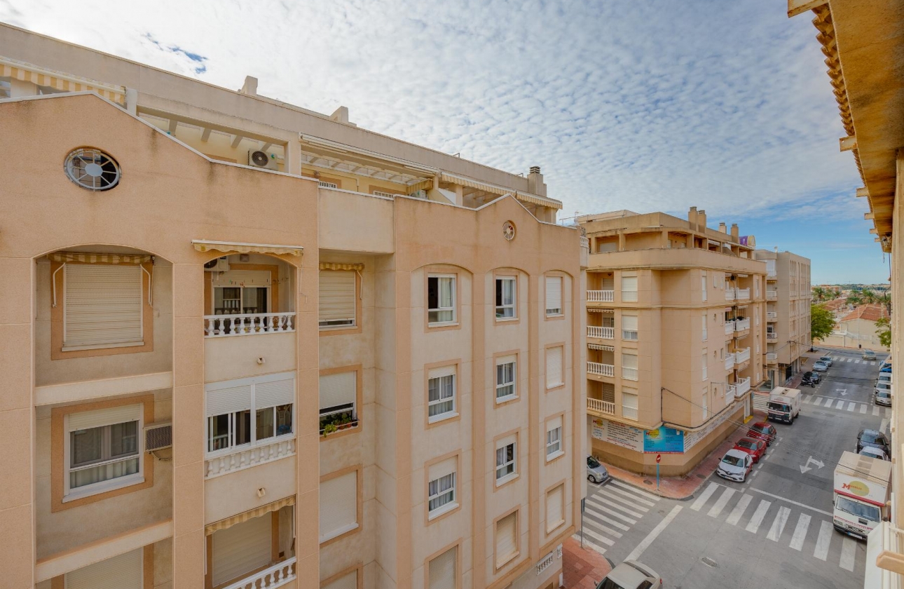 Rynek wtórny - Apartament - Torrevieja - Playa De Los Naufragos