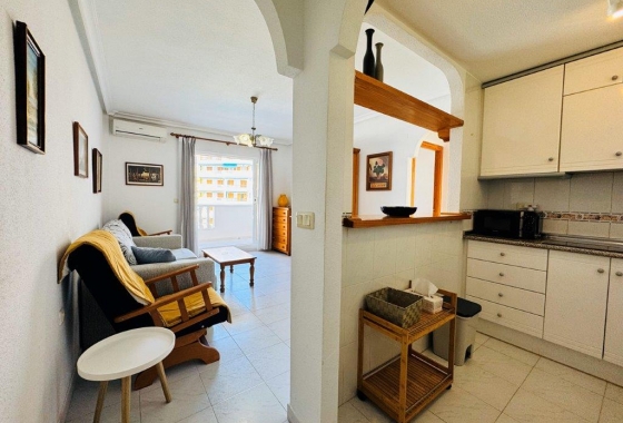 Resale - Apartment - Torrevieja - La Mata