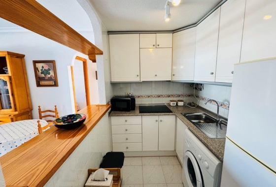 Resale - Apartment - Torrevieja - La Mata