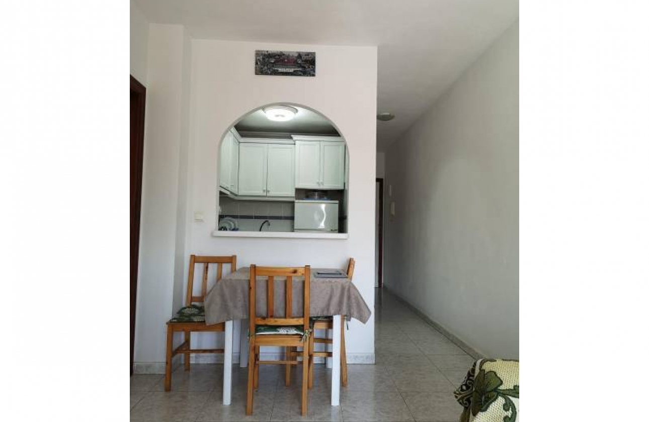 Resale - Apartment - Torrevieja - Estacion de autobuses