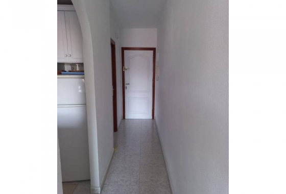 Resale - Apartment - Torrevieja - Estacion de autobuses