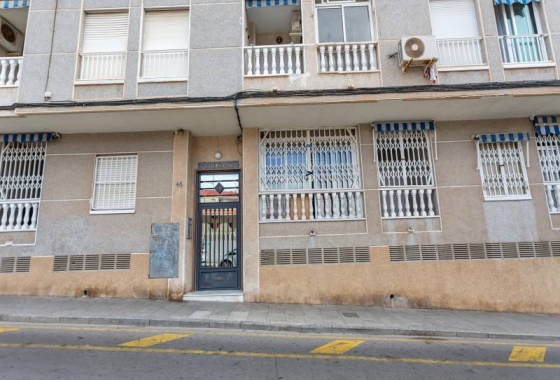 Resale - Apartment - Torrevieja - Estacion de autobuses