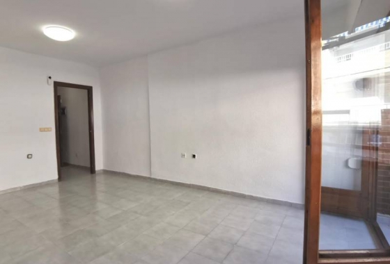 Reventa - Apartment - Torrevieja - Estacion de autobuses