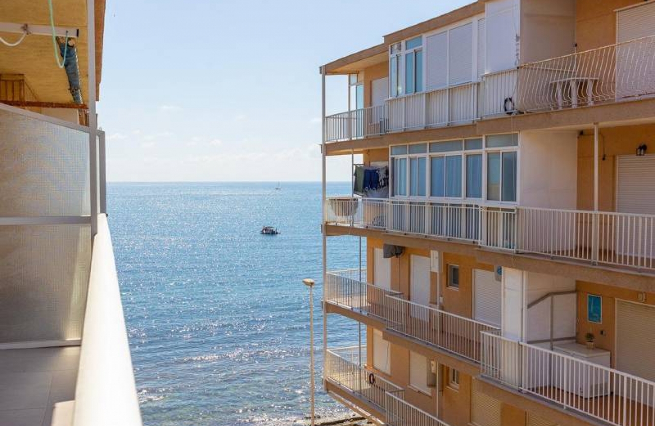 Rynek wtórny - Apartament - Torrevieja - Playa De Los Naufragos