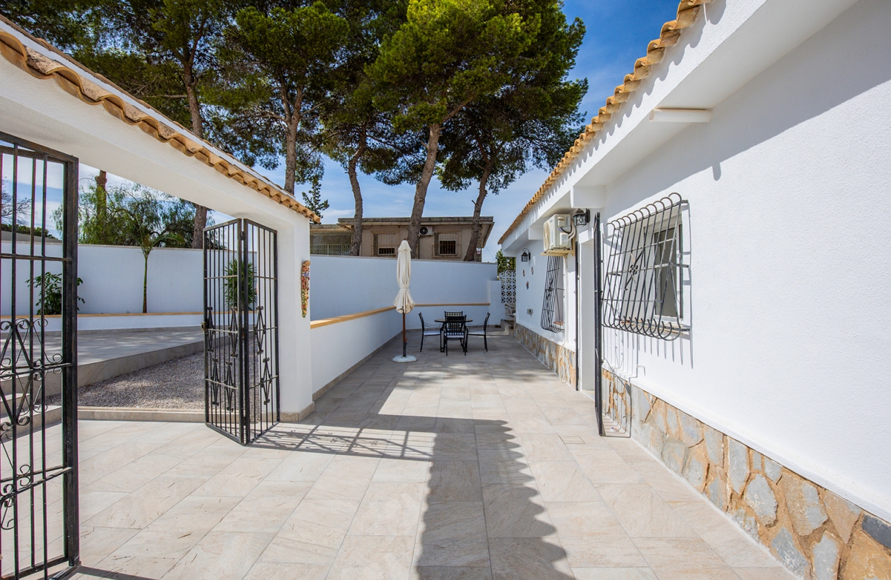 Rynek wtórny - Villa - Torrevieja - Los Balcones