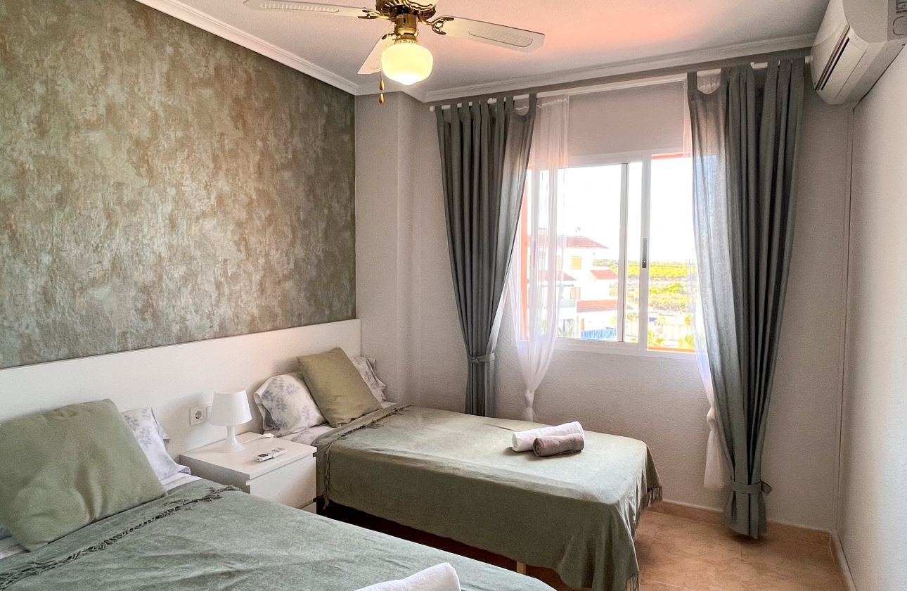 Rynek wtórny - Apartament - Torrevieja - La Mata