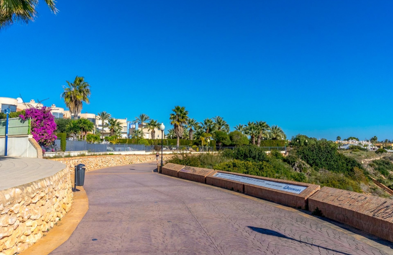 Rynek wtórny - Szeregowiec - Orihuela Costa - Cabo Roig