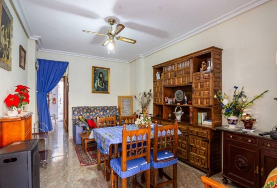 Resale - Townhouse - Torrevieja - Acequion