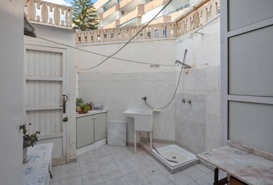 Resale - Townhouse - Torrevieja - Acequion