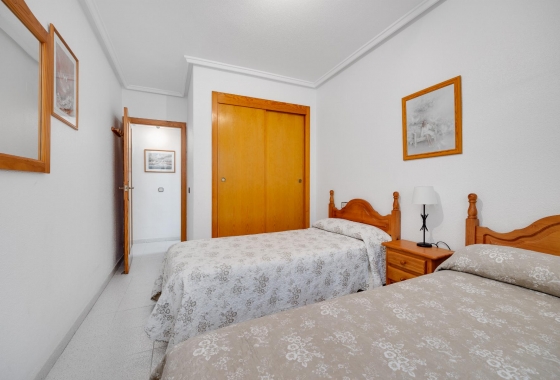 Rynek wtórny - Apartament - Torrevieja - Playa De Los Naufragos