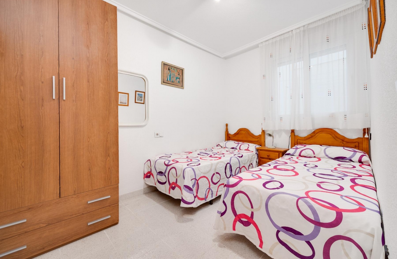 Rynek wtórny - Apartament - Torrevieja - Playa De Los Naufragos