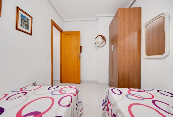 Rynek wtórny - Apartament - Torrevieja - Playa De Los Naufragos