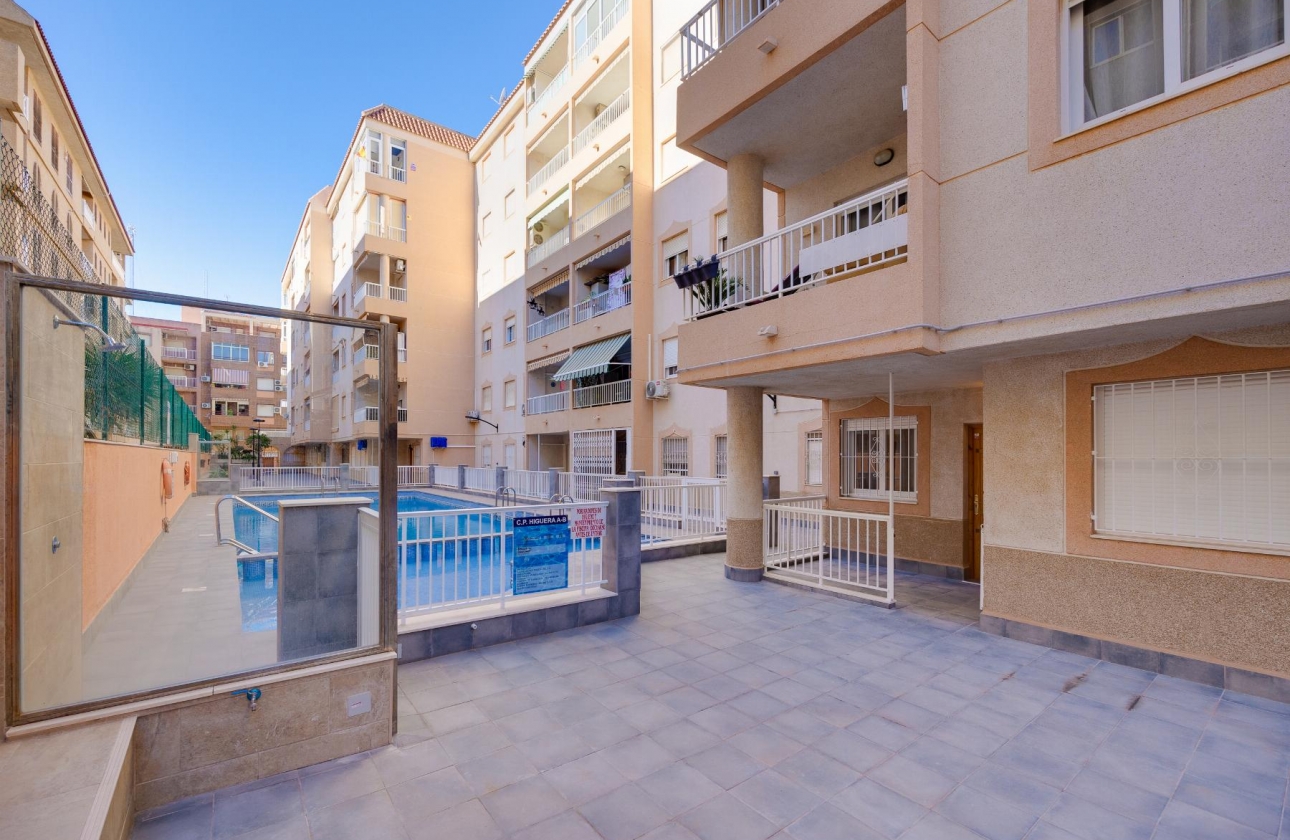 Rynek wtórny - Apartament - Torrevieja - Playa De Los Naufragos