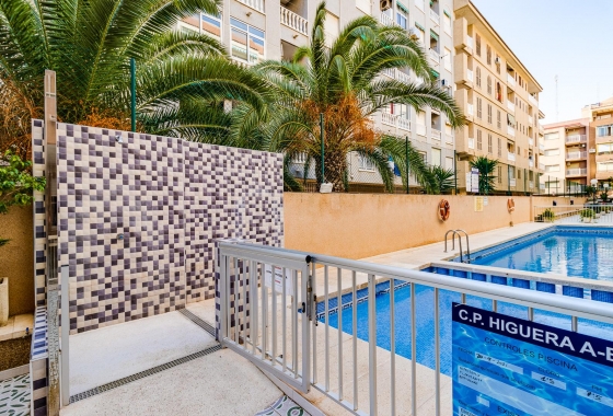 Rynek wtórny - Apartament - Torrevieja - Playa De Los Naufragos