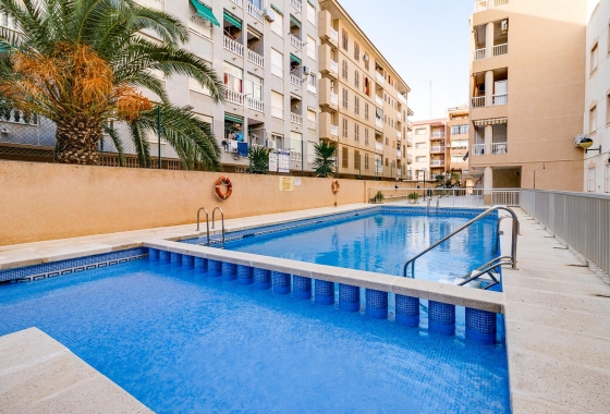 Rynek wtórny - Apartament - Torrevieja - Playa De Los Naufragos