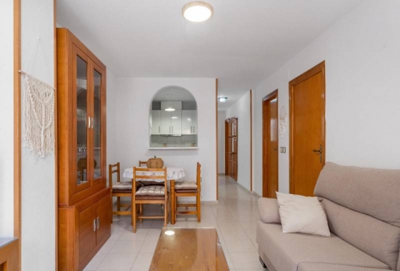 Rynek wtórny - Apartament - Torrevieja - Playa de los Locos