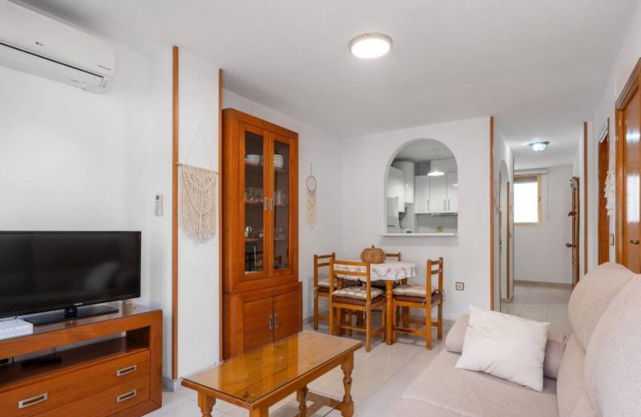 Rynek wtórny - Apartament - Torrevieja - Playa de los Locos