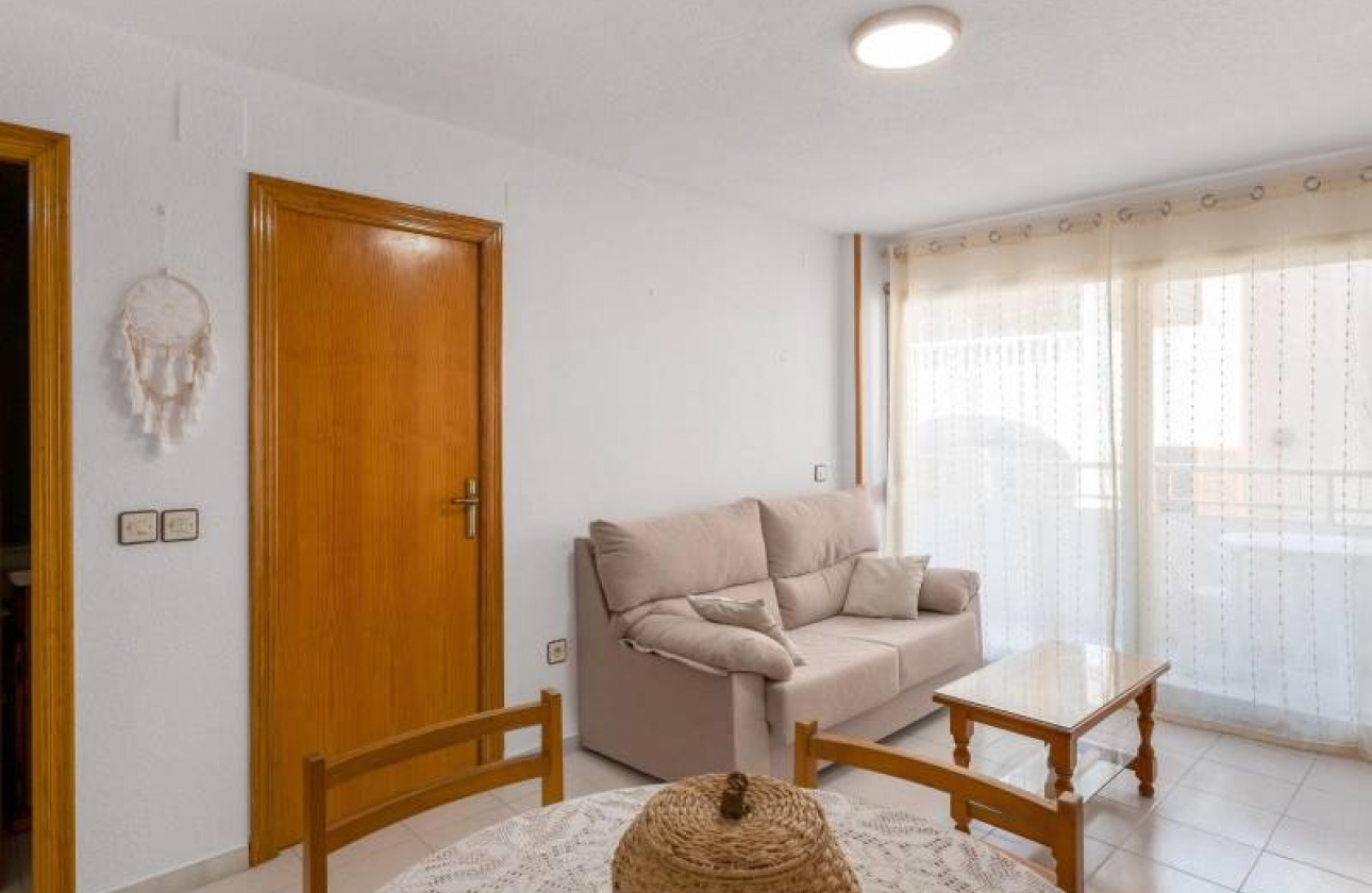 Rynek wtórny - Apartament - Torrevieja - Playa de los Locos