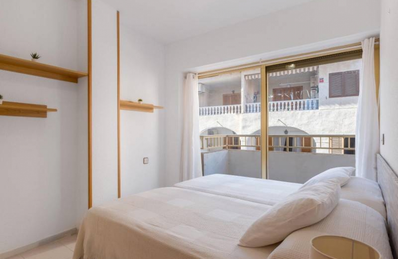 Rynek wtórny - Apartament - Torrevieja - Playa de los Locos