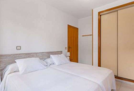 Rynek wtórny - Apartament - Torrevieja - Playa de los Locos