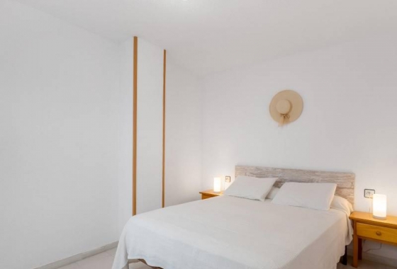 Rynek wtórny - Apartament - Torrevieja - Playa de los Locos