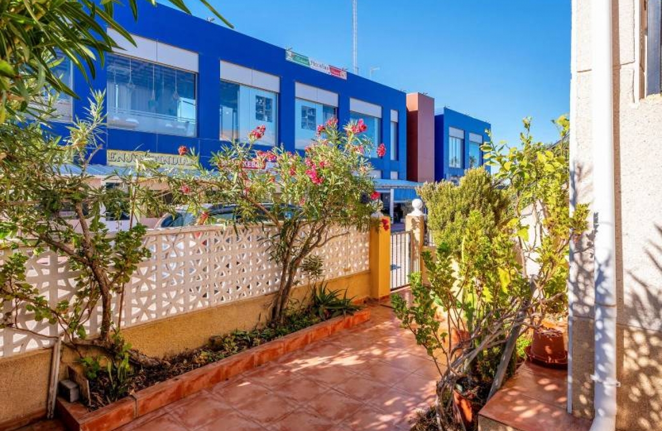 Resale - Bungalow ground floor - Torrevieja - Parque las naciones