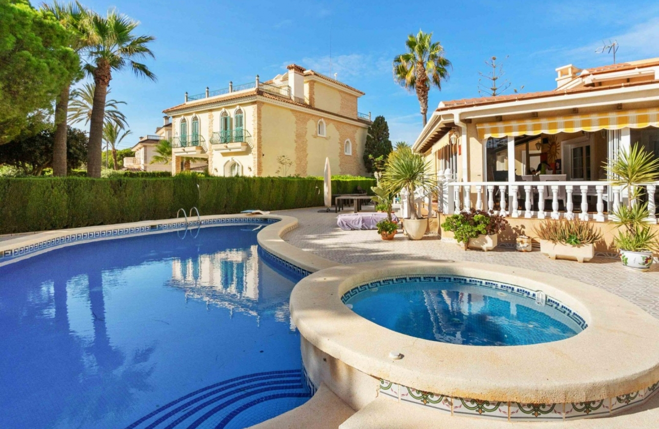 Reventa - Villa - Orihuela Costa - Cabo Roig