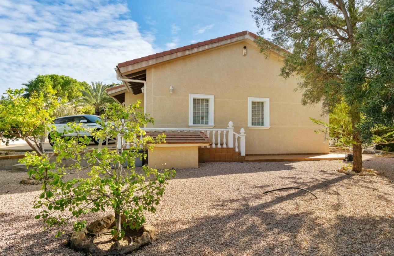 Resale - Villa - Orihuela Costa - Cabo Roig