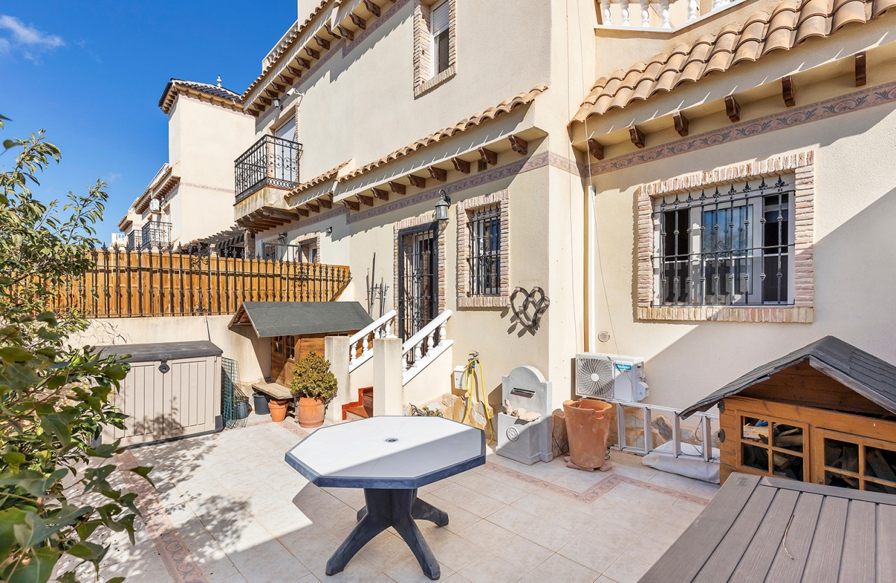 Resale - Townhouse - Orihuela Costa - Los Almendros