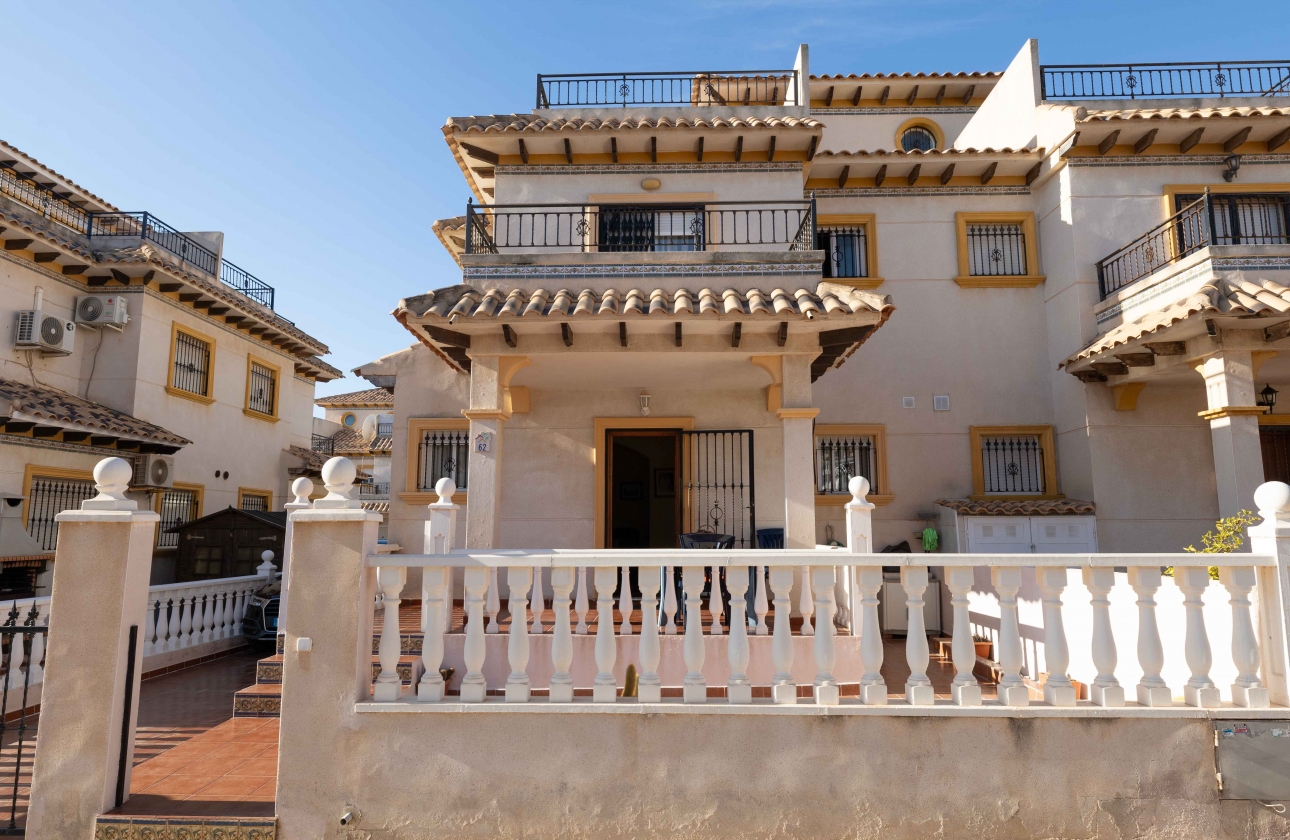 Resale - Townhouse - Orihuela Costa - La Regia