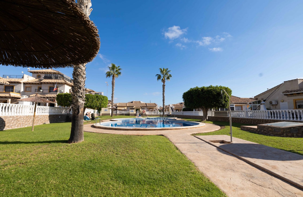 Resale - Townhouse - Orihuela Costa - La Regia