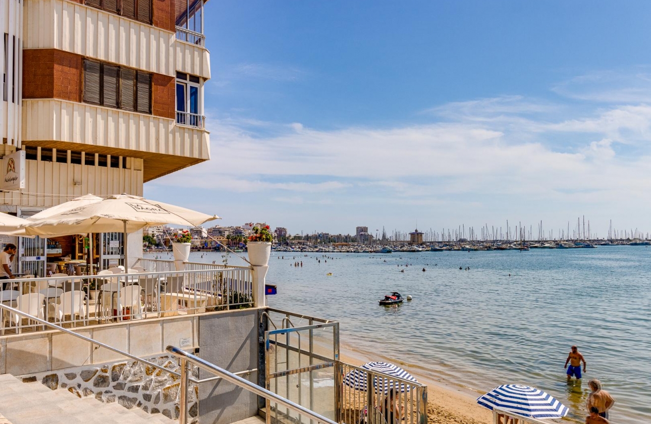 Rynek wtórny - Apartament - Torrevieja - Playa del Acequión