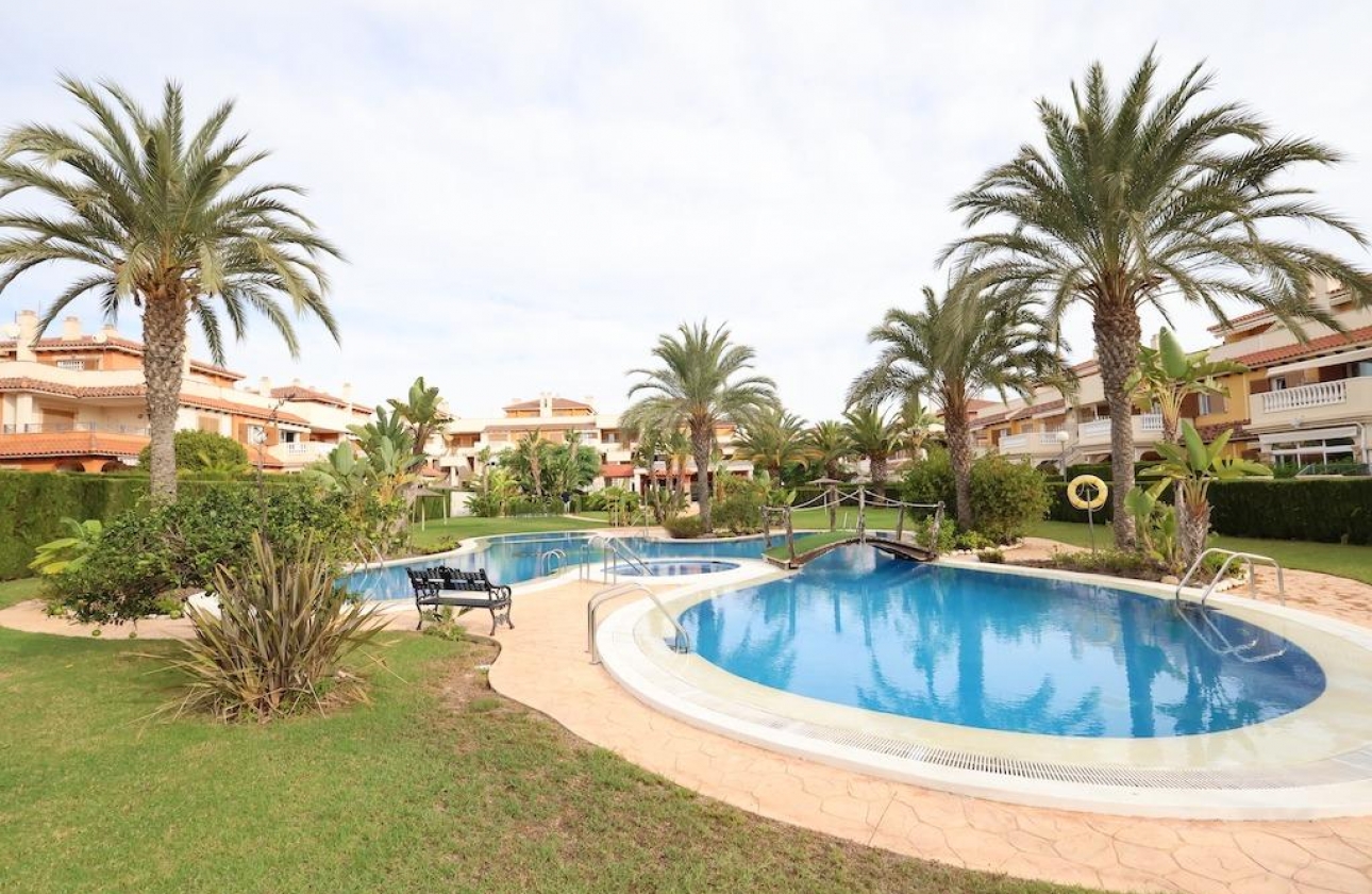 Resale - Townhouse - Orihuela Costa - Punta Prima