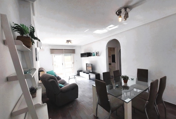 Rynek wtórny - Apartament - Torrevieja - Paseo maritimo