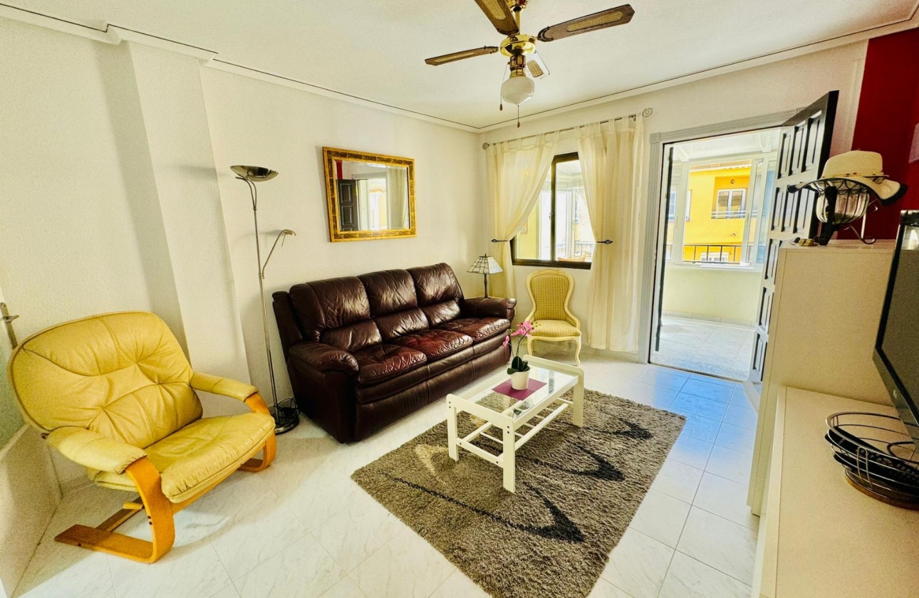 Resale - Apartment - Torrevieja - La Veleta