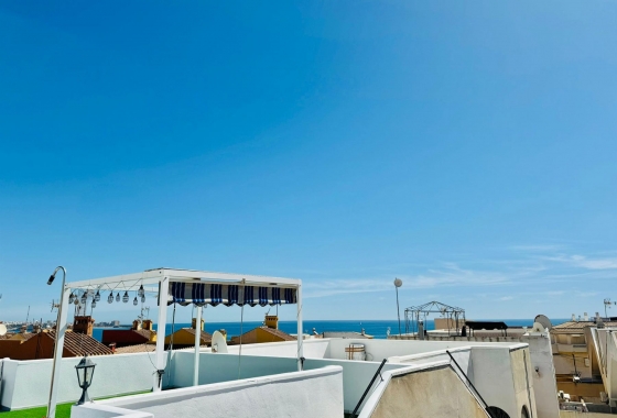 Resale - Apartment - Torrevieja - La Veleta