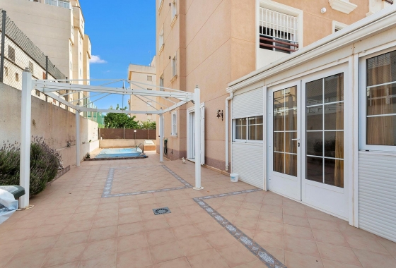 Resale - Apartment - Torrevieja - Nueva Torrevieja