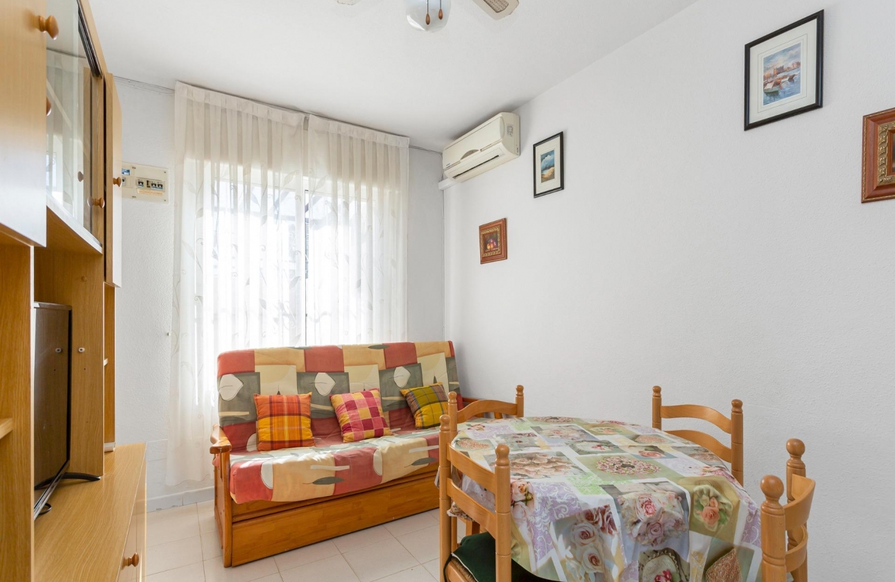 Rynek wtórny - Apartament - Torrevieja - Lago Jardin