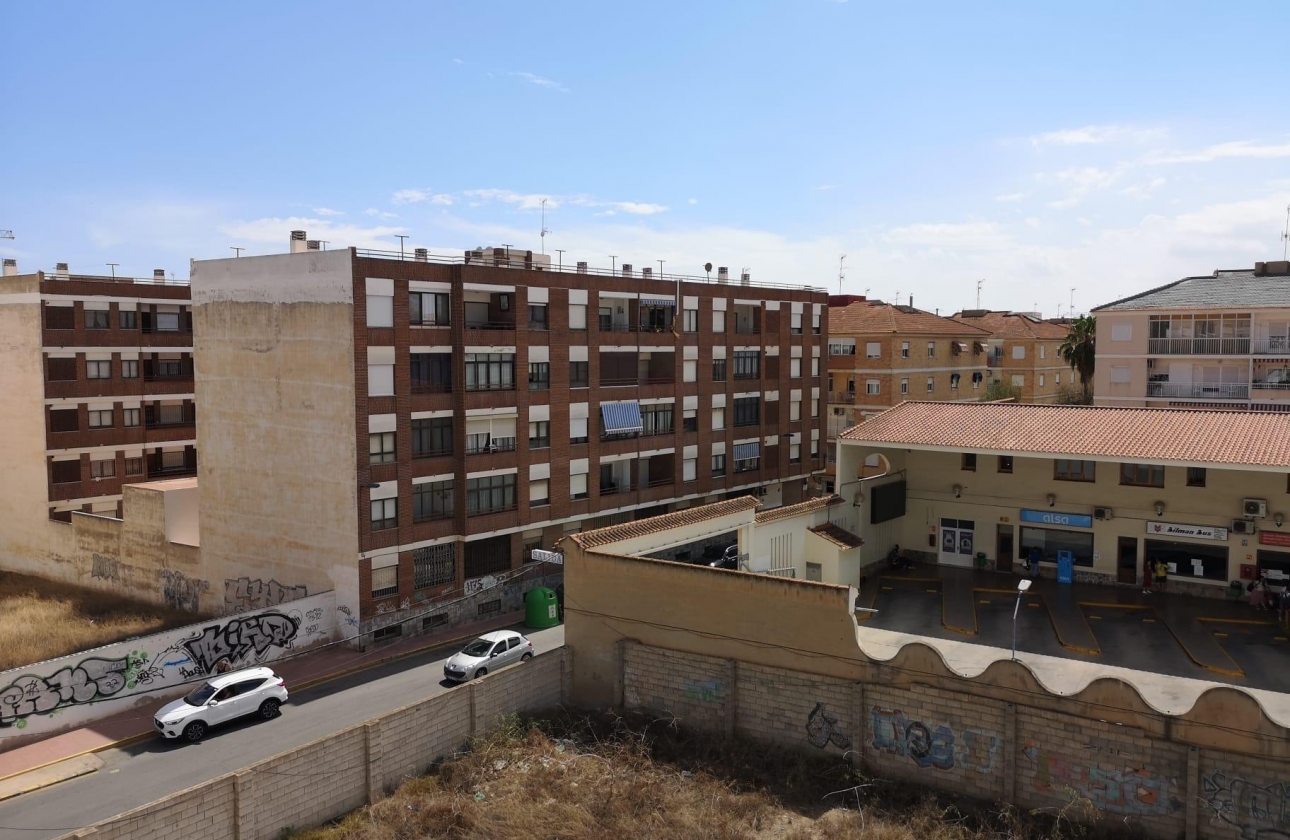 Resale - Apartment - Torrevieja - Estacion de autobuses