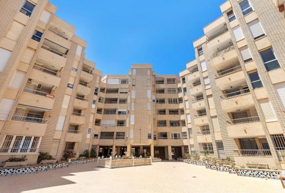 Resale - Apartment - Torrevieja - Playa de los Locos