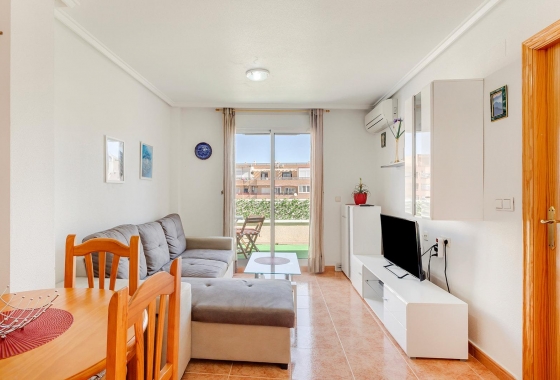 Resale - Apartment - Torrevieja - Centro