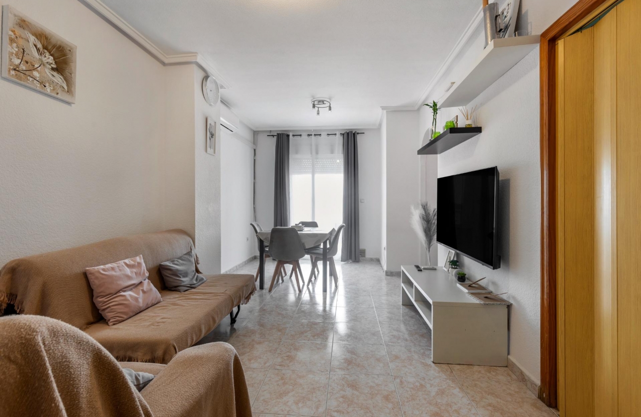 Resale - Apartment - Torrevieja - Nueva Torrevieja